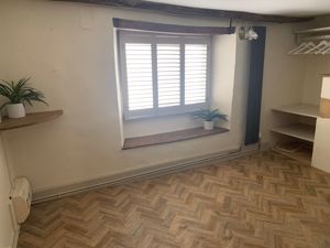 Photo 5- click for photo gallery